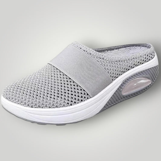 Dames Sandalen Beige Maat 38 Gevoerd Met Sleehak